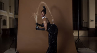 Illustration for article titled If Fifty Shades of Grey Wasn't Torturous Enough, Marlon Wayans Is Making a Spoof